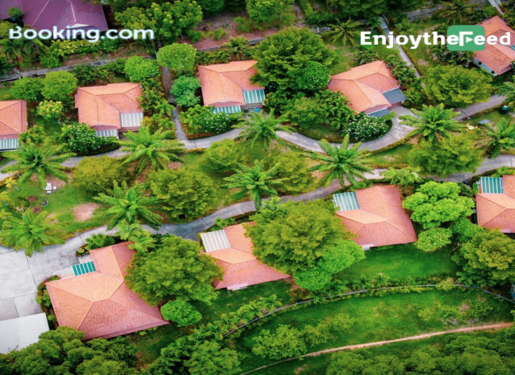 New York City Vibes: 10 Trendy Accommodations in NYC with Booking.com!